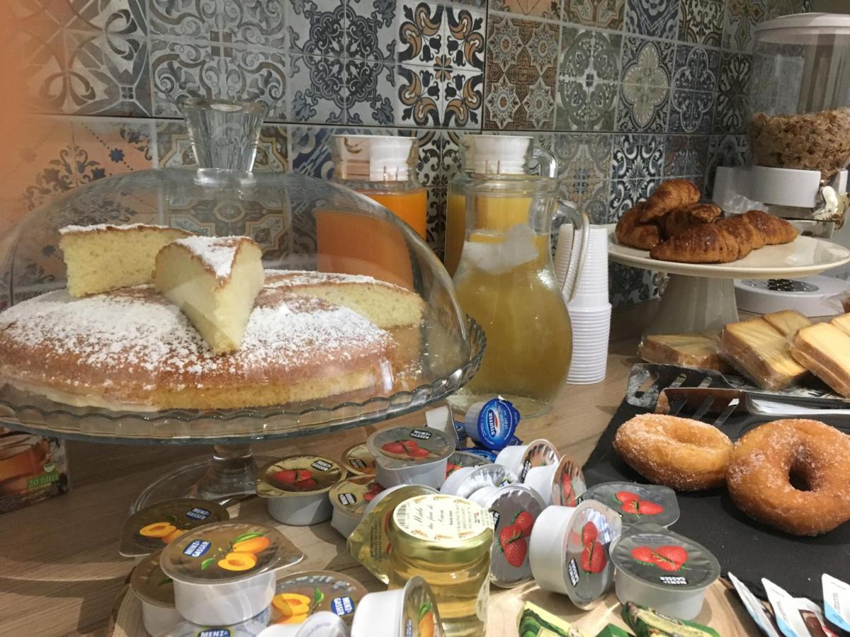 Bed and Breakfast Le Stanze Dell'Emiro Palermo Esterno foto