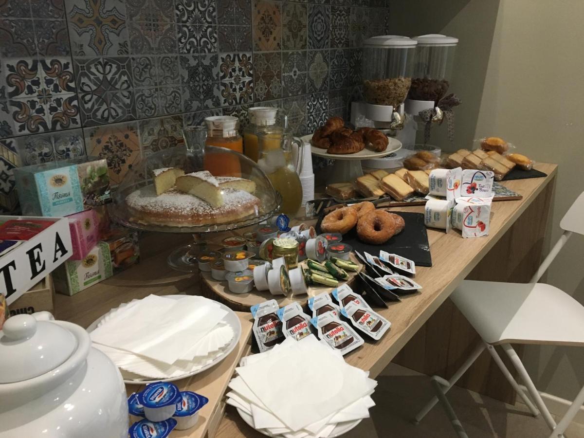 Bed and Breakfast Le Stanze Dell'Emiro Palermo Esterno foto
