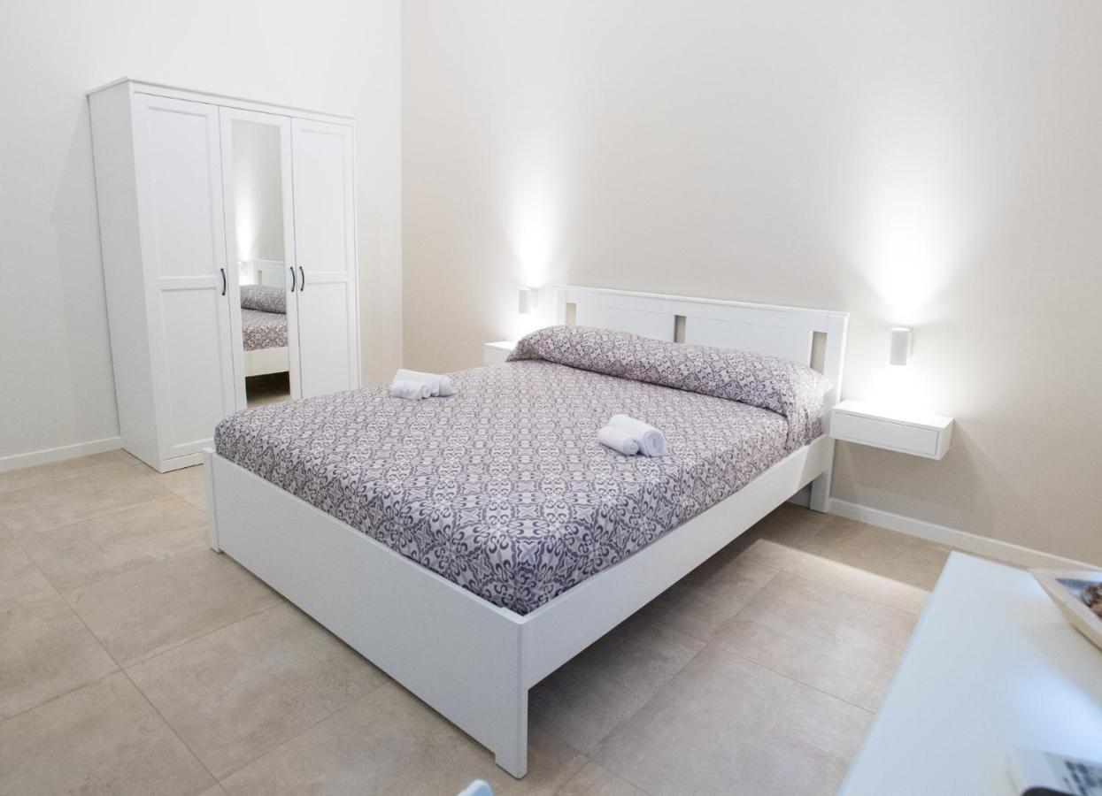 Bed and Breakfast Le Stanze Dell'Emiro Palermo Esterno foto